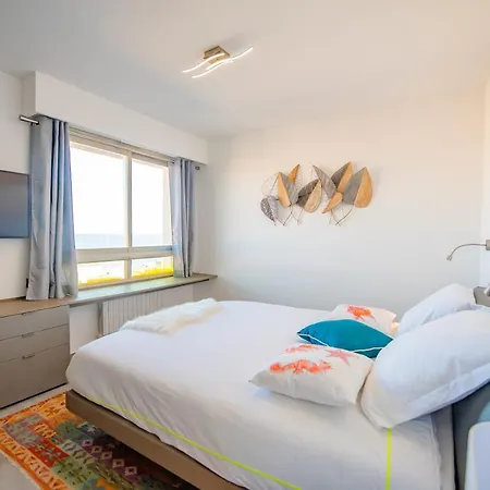 High Standing With Incredible Old And Sea Views Antibes