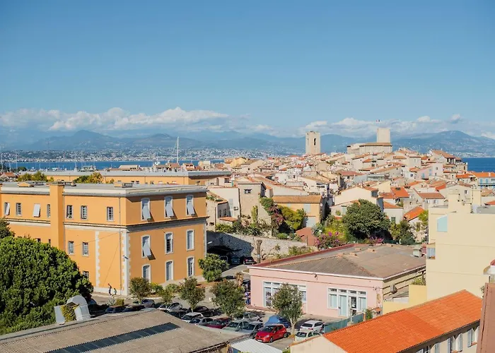 High Standing With Incredible Old And Sea Views