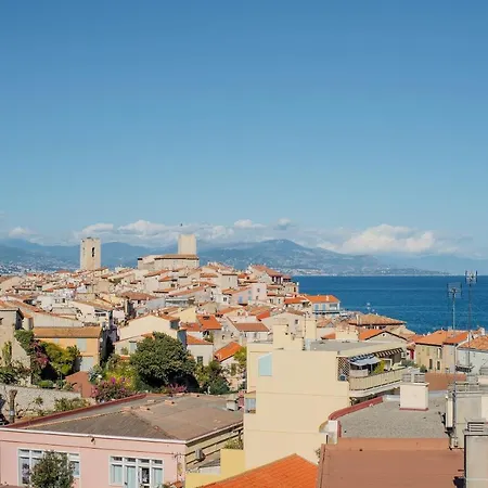 High Standing With Incredible Old And Sea Views Antibes