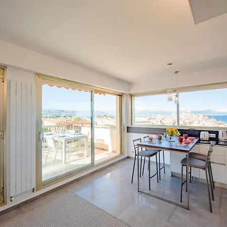 High Standing With Incredible Old And Sea Views Appartement