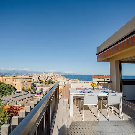 High Standing With Incredible Old And Sea Views Appartement Antibes