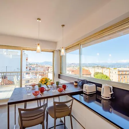 Appartement High Standing With Incredible Old And Sea Views *