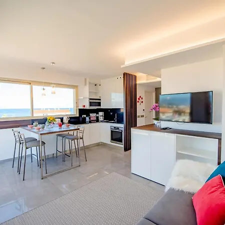 アパート High Standing With Incredible Old And Sea Views