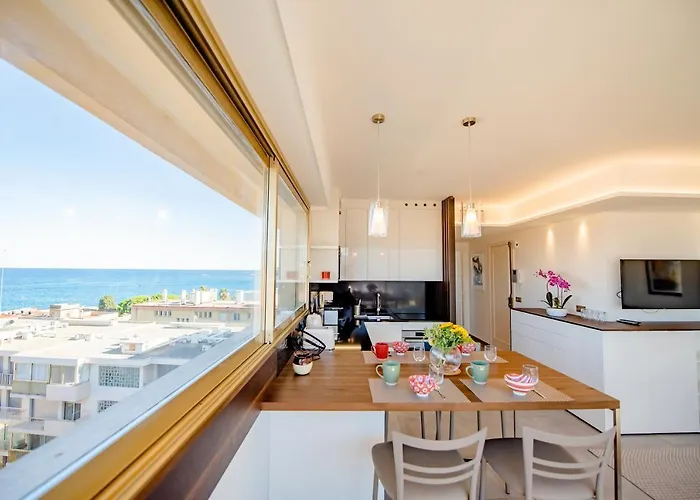 High Standing With Incredible Old And Sea Views Appartamento *