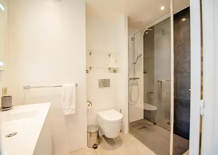 High Standing With Incredible Old And Sea Views Appartamento Antibes