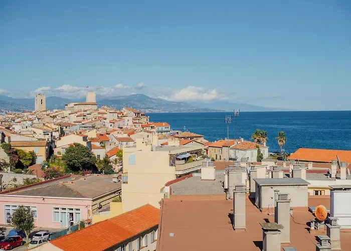 High Standing With Incredible Old And Sea Views Appartamento