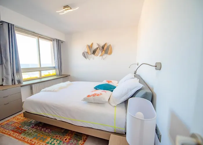 High Standing With Incredible Old And Sea Views *