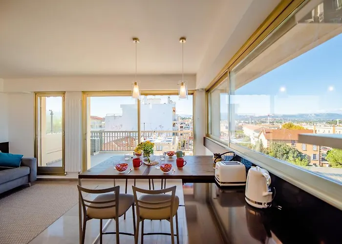 High Standing With Incredible Old And Sea Views Antibes